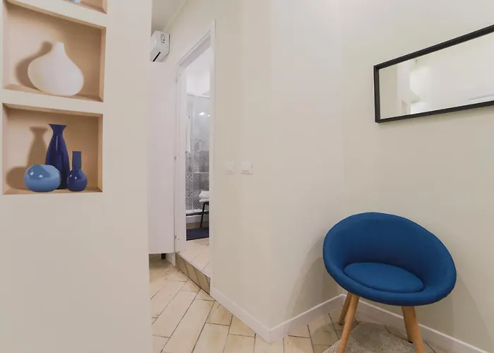 Pantheon Unique Guest house